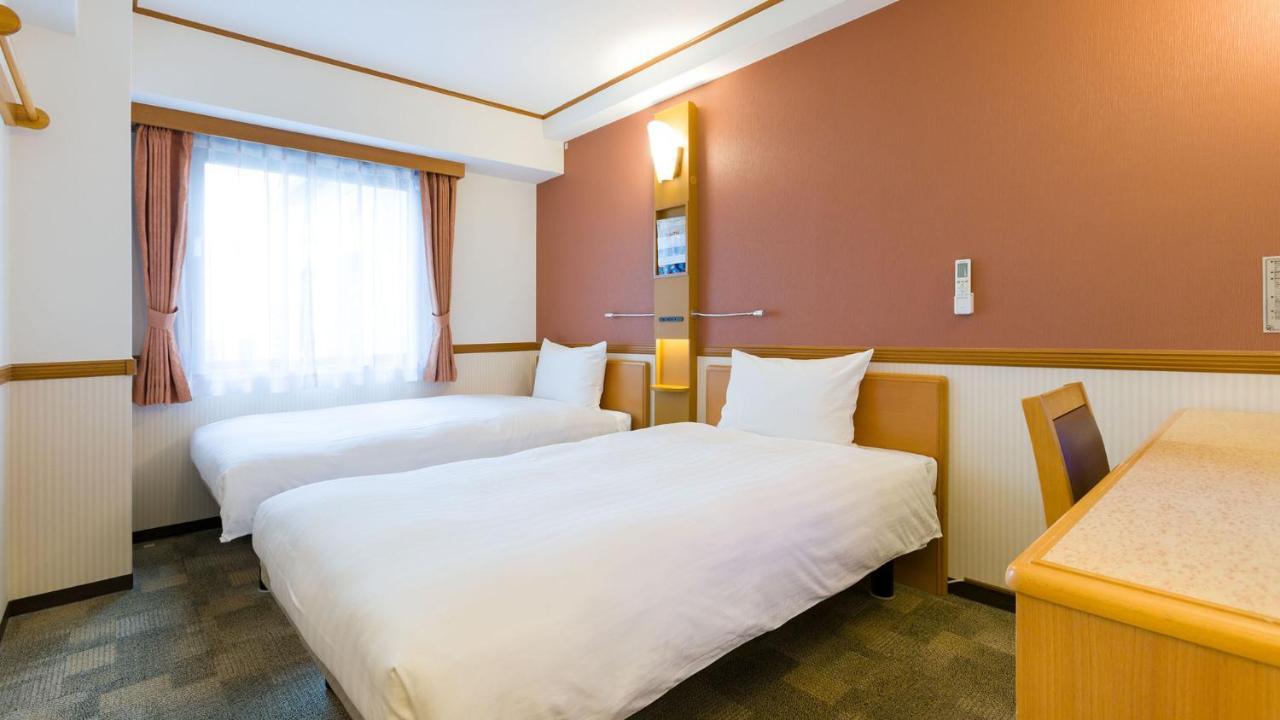 Toyoko Inn Kanazawa-Eki Higashi-Guchi Exterior photo